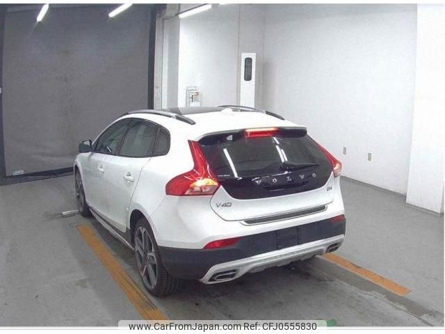 volvo v40 2018 quick_quick_LDA-MD4204T_YV1MZA8RDJ2155104 image 2