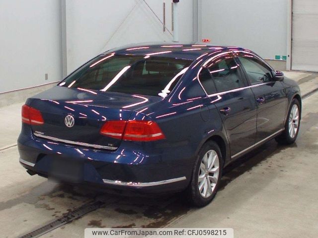 volkswagen passat 2013 -VOLKSWAGEN--VW Passat 3CCAX-WVWZZZ3CZDP047553---VOLKSWAGEN--VW Passat 3CCAX-WVWZZZ3CZDP047553- image 2