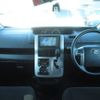 toyota voxy 2010 REALMOTOR_Y2023090119A-21 image 7