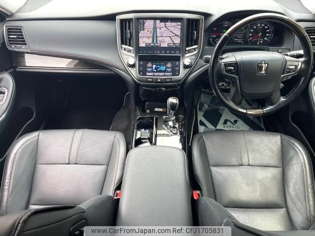 toyota crown-hybrid 2018 CFJ1705831 image 2