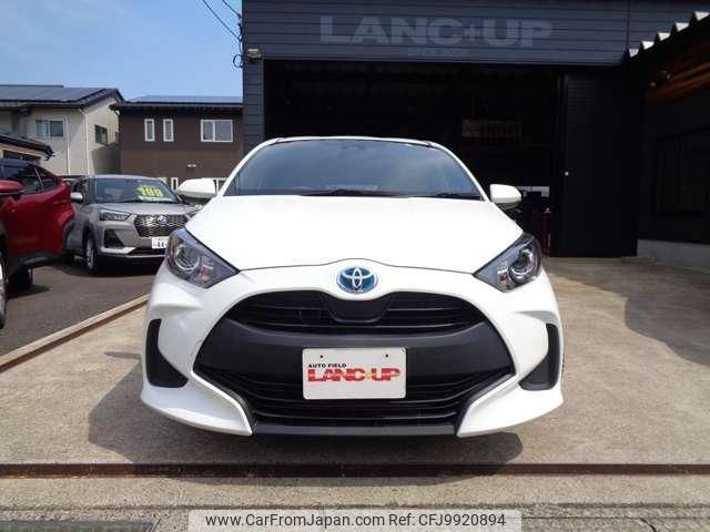 toyota yaris 2021 quick_quick_6AA-MXPH15_MXPH15-011081 image 2