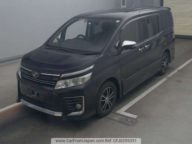 toyota voxy 2015 -TOYOTA--Voxy DBA-ZRR80W--ZRR80-0161777---TOYOTA--Voxy DBA-ZRR80W--ZRR80-0161777- image 1