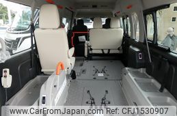 nissan nv350-caravan-van 2023 CFJ1530907