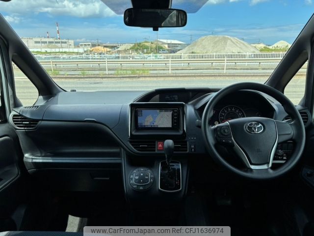 toyota noah 2020 CFJ1636974 image 2