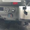 toyota regiusace-van 2017 GOO_JP_700070896330250522004 image 13