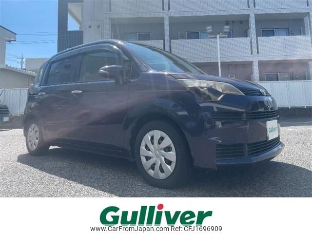 toyota spade 2012 CFJ1696909 image 1