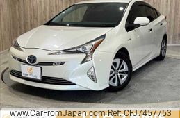 toyota prius 2017 -TOYOTA--Prius DAA-ZVW51--ZVW51-8031451---TOYOTA--Prius DAA-ZVW51--ZVW51-8031451-