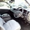 toyota hiace-commuter 2024 24121812 image 9