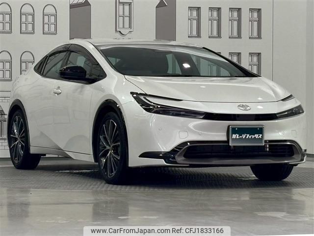 toyota prius 2024 CFJ1833166 image 1