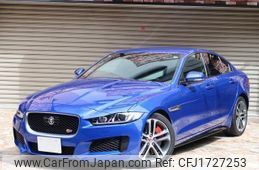 jaguar xe 2018 CFJ1727253