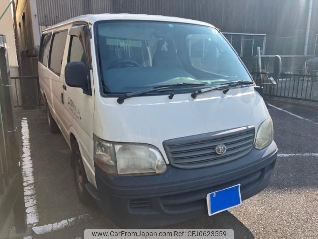 toyota hiace-wagon 2002 -TOYOTA--Hiace Wagon KH-KZH110G--KZH110-7004669---TOYOTA--Hiace Wagon KH-KZH110G--KZH110-7004669- image 1