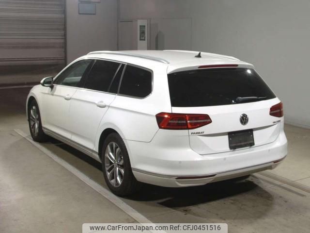 volkswagen passat-variant 2016 quick_quick_DBA-3CCZE_WVWZZZ3CZGE044742 image 2