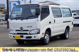 hino dutro 2018 GOO_NET_EXCHANGE_0206393A30241002W007