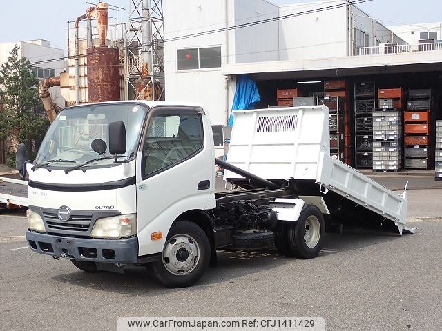 hino dutro 2010 25631306 image 1