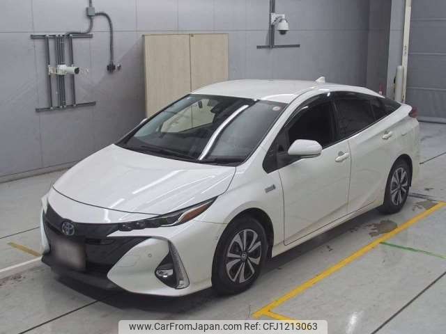toyota prius-phv 2018 -TOYOTA--Prius PHV DLA-ZVW52--ZVW52-3098970---TOYOTA--Prius PHV DLA-ZVW52--ZVW52-3098970- image 1