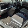 toyota noah 2018 -TOYOTA--Noah DBA-ZRR85W--ZRR85-0112048---TOYOTA--Noah DBA-ZRR85W--ZRR85-0112048- image 28