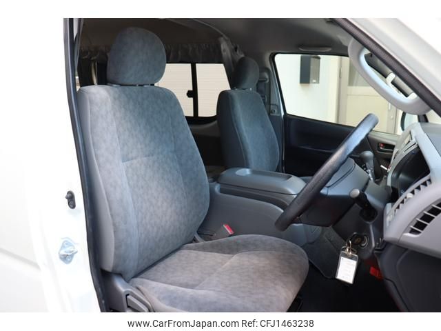 toyota hiace-wagon 2007 GOO_JP_700115013930250724001 image 2
