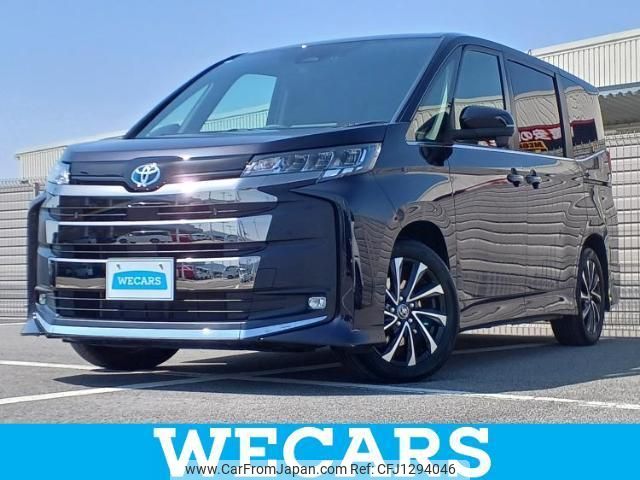 toyota noah 2023 quick_quick_6AA-ZWR90W_ZWR90-0160811 image 1