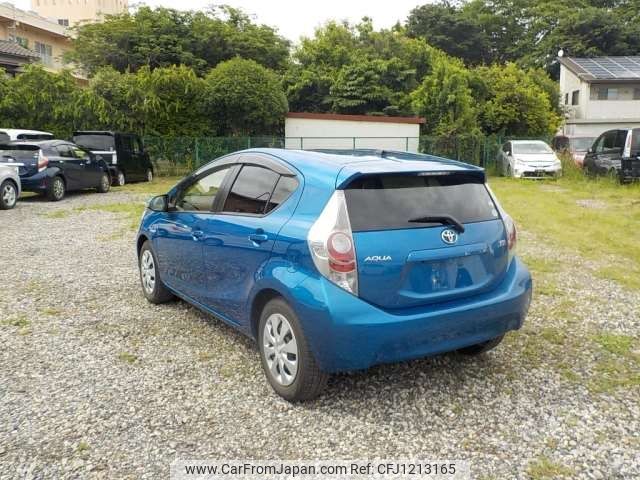 toyota aqua 2014 -TOYOTA--AQUA DAA-NHP10--NHP10-2315288---TOYOTA--AQUA DAA-NHP10--NHP10-2315288- image 2