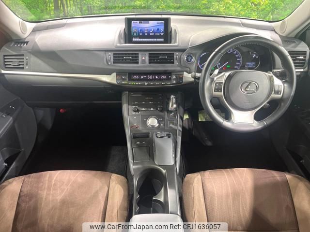 lexus ct 2011 CFJ1636057 image 2