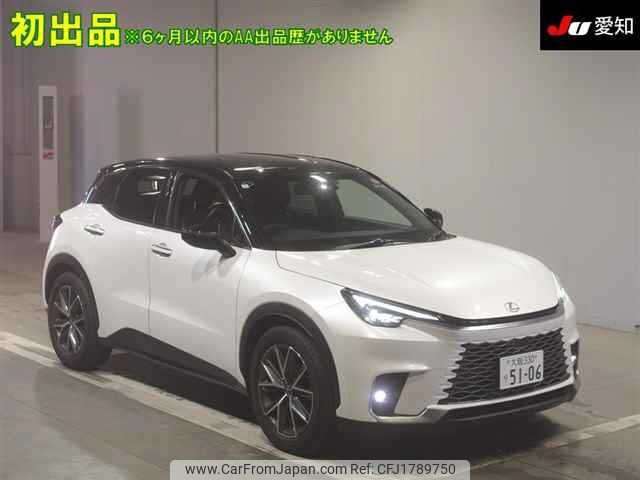 lexus lexus-lbx 2024 CFJ1789750 image 1