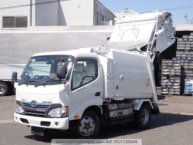 hino dutro 2017 25111905 image 1
