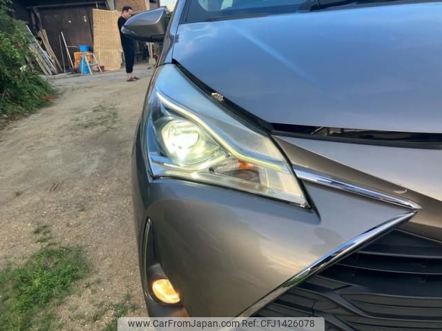 toyota vitz 2017 -TOYOTA--Vitz DAA-NHP130--NHP130-2018765---TOYOTA--Vitz DAA-NHP130--NHP130-2018765- image 2