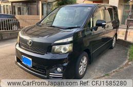 toyota voxy 2010 CFJ1585280