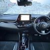 toyota c-hr 2019 quick_quick_6AA-ZYX11_ZYX11-2005102 image 2