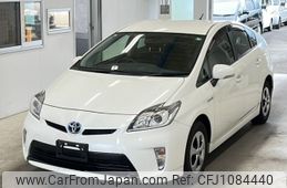 toyota prius 2015 -TOYOTA--Prius ZVW30-2001341---TOYOTA--Prius ZVW30-2001341-