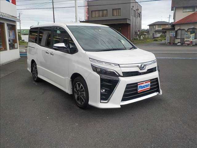 toyota voxy 2018 683103-212-1235215 image 1