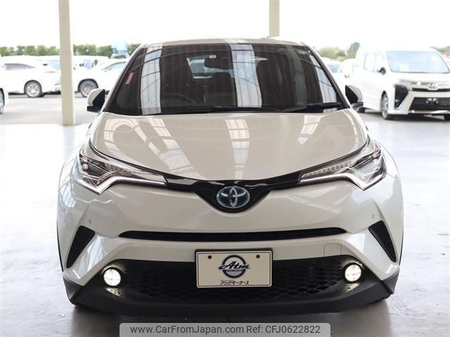 toyota c-hr 2018 quick_quick_DAA-ZYX10_ZYX10-2110418 image 2