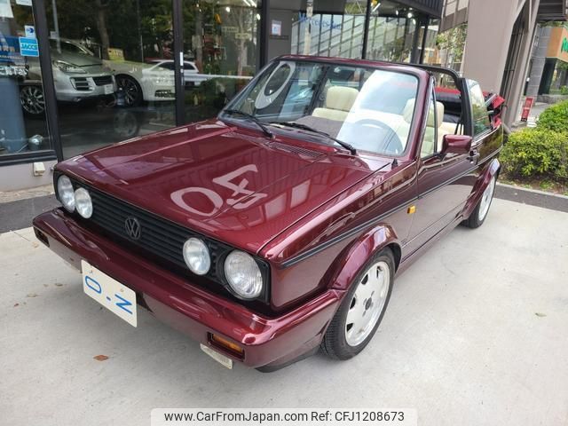 volkswagen golf-convertible 2002 quick_quick_152HK_WVWZZZ15ZNK019152 image 1