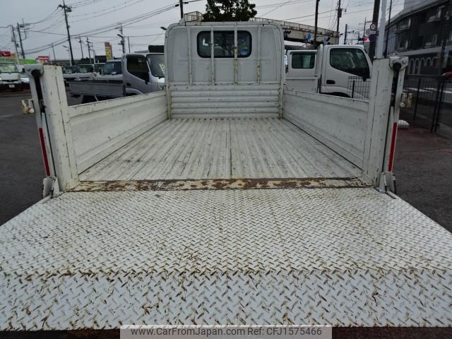 mazda titan 2017 CFJ1575466 image 2