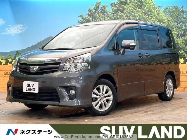 toyota noah 2013 -TOYOTA--Noah DBA-ZRR70W--ZRR70-0586108---TOYOTA--Noah DBA-ZRR70W--ZRR70-0586108- image 1