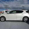 lexus ct 2011 quick_quick_DAA-ZWA10_ZWA10-2047706 image 4