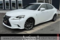 lexus is 2013 CFJ1761545
