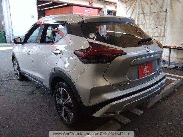 nissan kix 2021 CFJ1647110 image 2