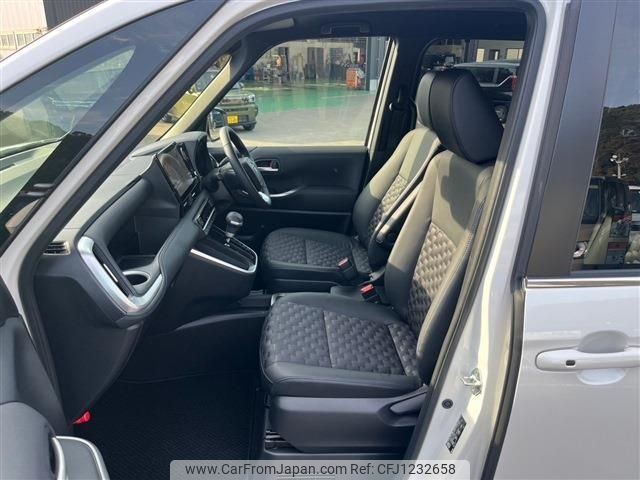 toyota voxy 2024 -TOYOTA--Voxy 6AA-ZWR90W--ZWR90-0187481---TOYOTA--Voxy 6AA-ZWR90W--ZWR90-0187481- image 2