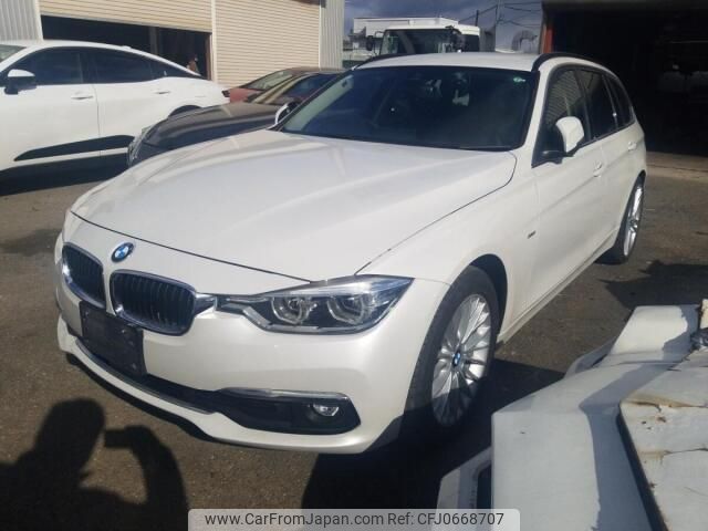 bmw 3-series 2017 quick_quick_DBA-8A20_WBA8G32000K779415 image 1