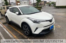 toyota c-hr 2019 -TOYOTA--C-HR DBA-NGX10--NGX10-2006860---TOYOTA--C-HR DBA-NGX10--NGX10-2006860-