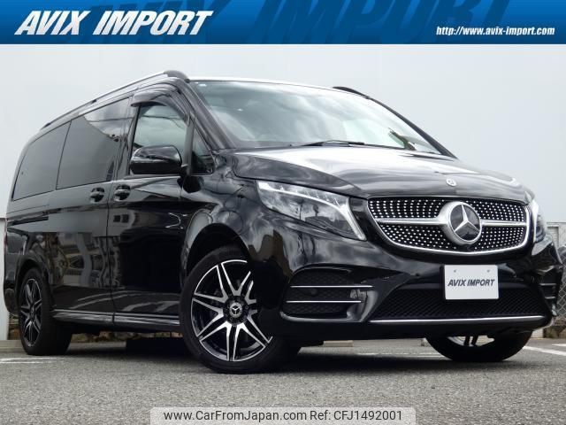 mercedes-benz v-class 2023 quick_quick_447813N_W1V44781324250286 image 1