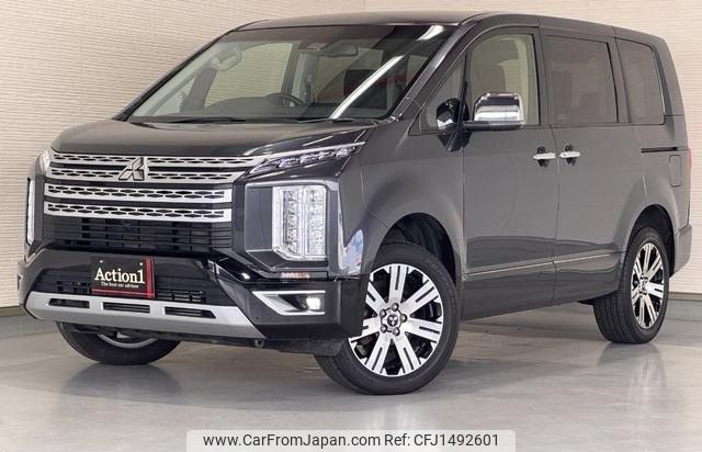mitsubishi delica-d5 2023 520 image 1