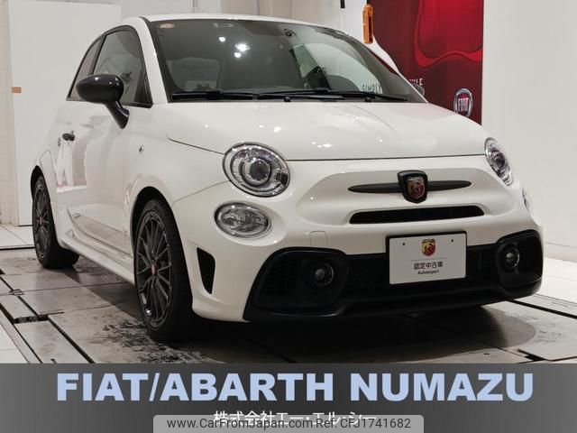 abarth abarth-695 2023 CFJ1741682 image 1