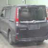 toyota esquire 2016 CFJ1605825 image 2