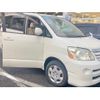 toyota noah 2006 CFJ1800118 image 1