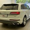 audi q7 2021 quick_quick_3AA-4MDCBA_WAUZZZ4M3MD013464 image 2