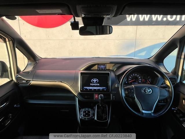 toyota voxy 2019 -TOYOTA--Voxy DBA-ZRR80W--ZRR80-0523097---TOYOTA--Voxy DBA-ZRR80W--ZRR80-0523097- image 2