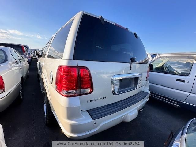 lincoln navigator 2011 -FORD--Lincoln Navigator ﾌﾒｲ--5LMFU28546LJ15940---FORD--Lincoln Navigator ﾌﾒｲ--5LMFU28546LJ15940- image 2