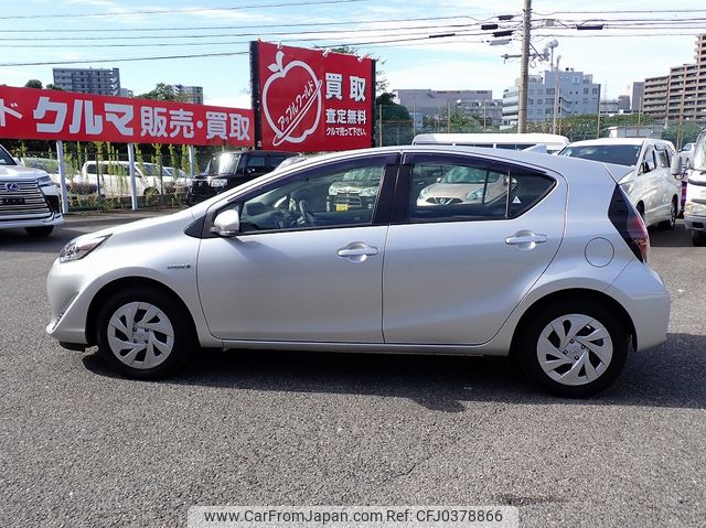 toyota aqua 2019 24121901 image 2